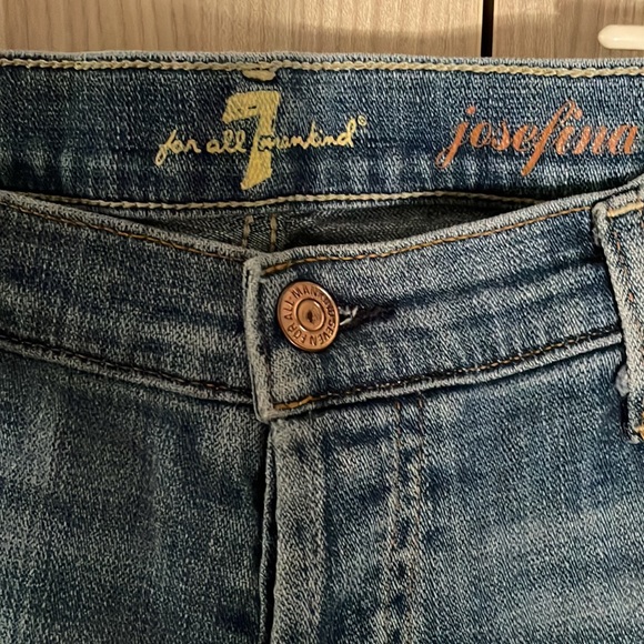 7 for All Mankind Jeans - Picture 2 of 3